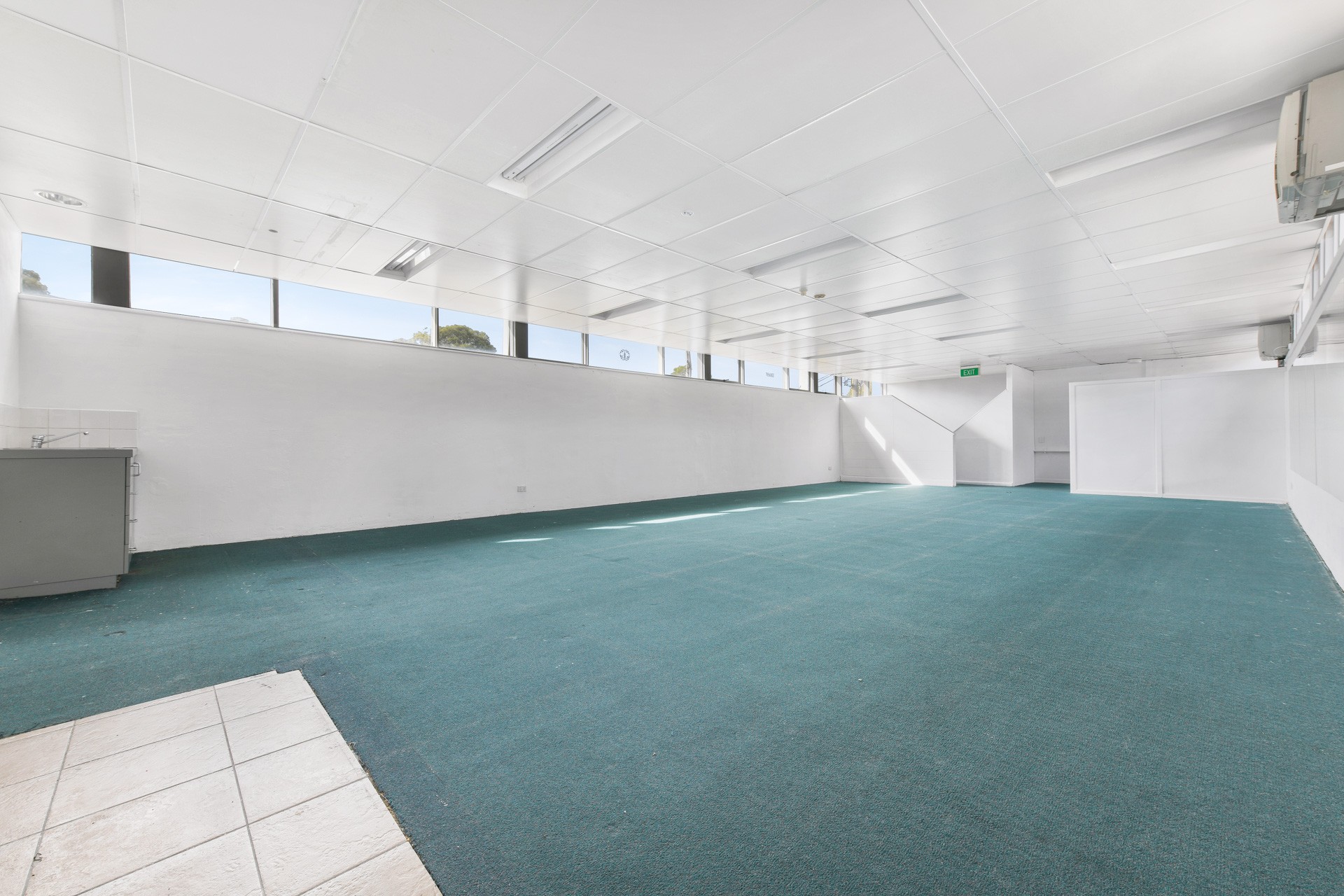 18 Hamilton Place, Mount Waverley, VIC 3149