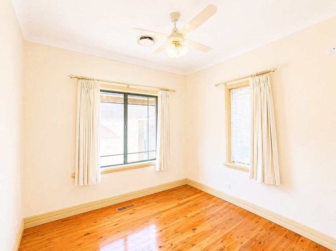 4 Lanaghan Street — photo 10 of 14