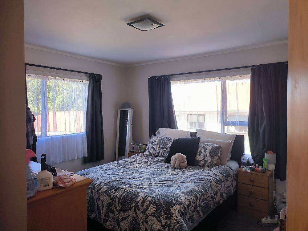 11 Sandgate Avenue photo 4