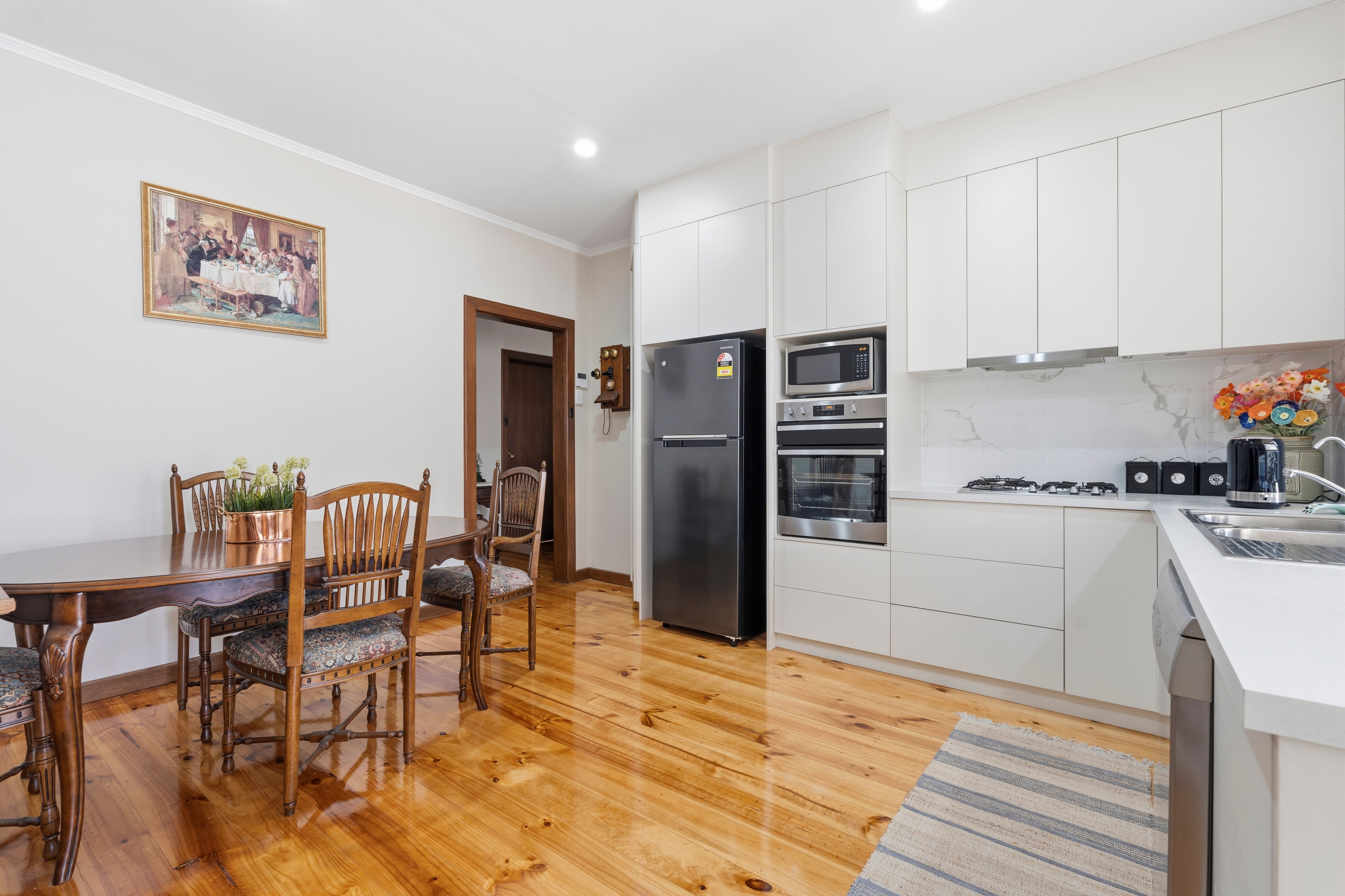 99 Jetty Road — photo 10 of 25