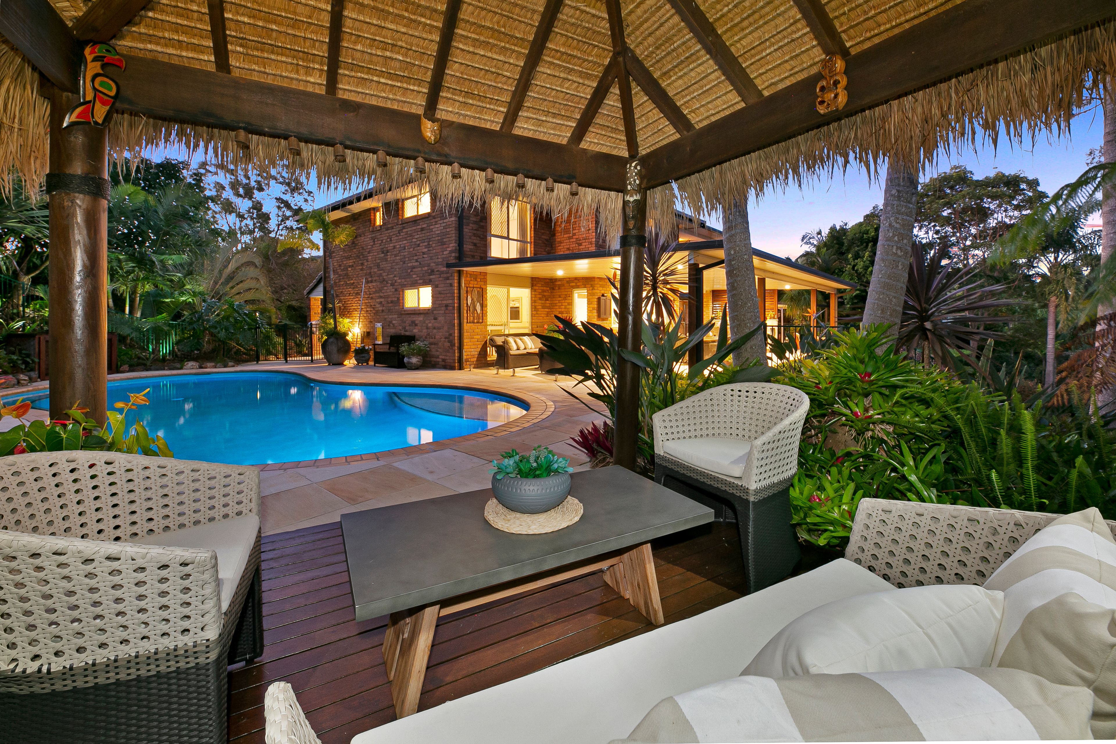 42 Aylesham Drive, Bonogin, QLD 4213