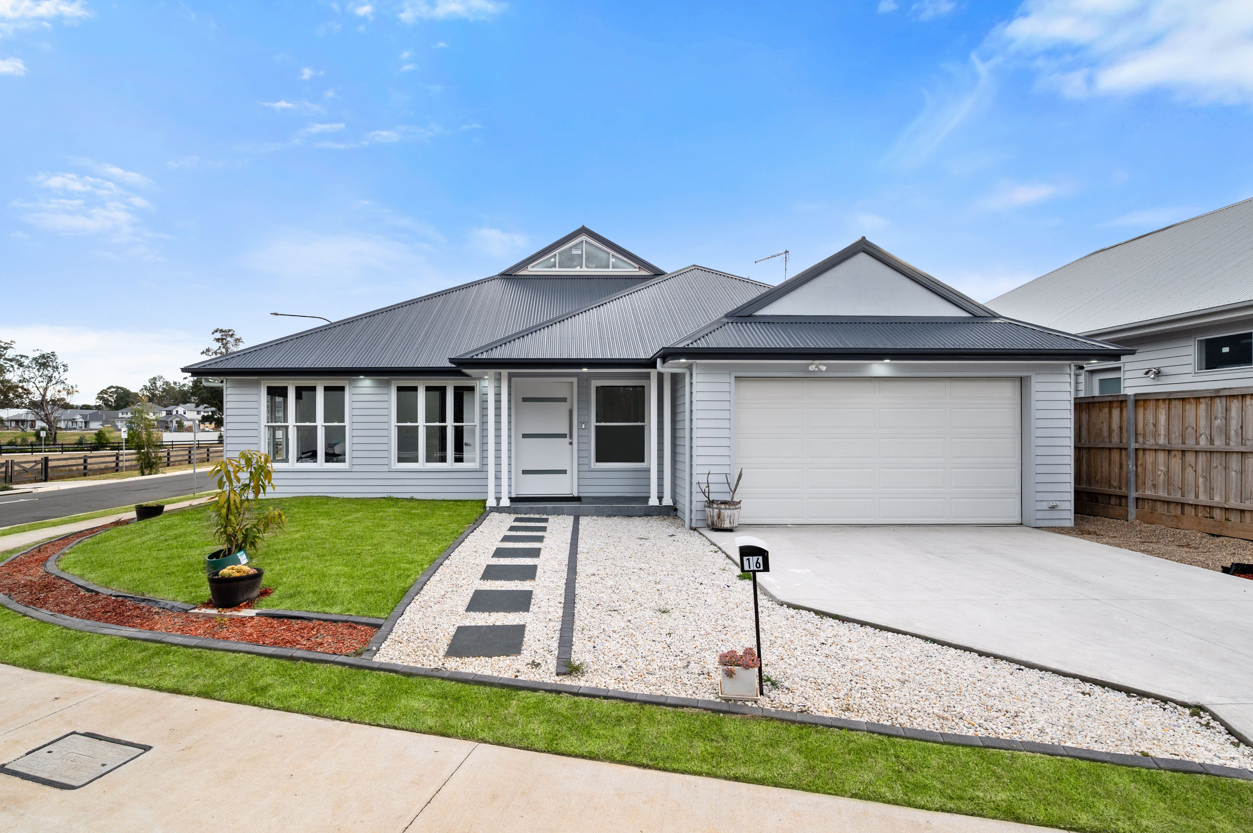 16 Na Daang Crescent , Menangle NSW 2568