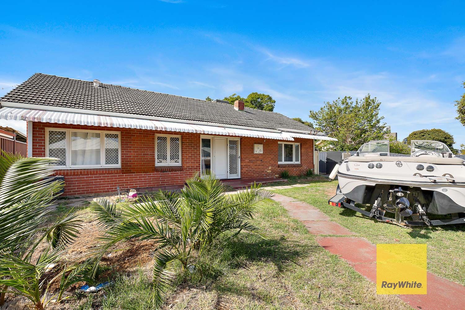 40 Martindale Avenue, Thornlie WA 6108