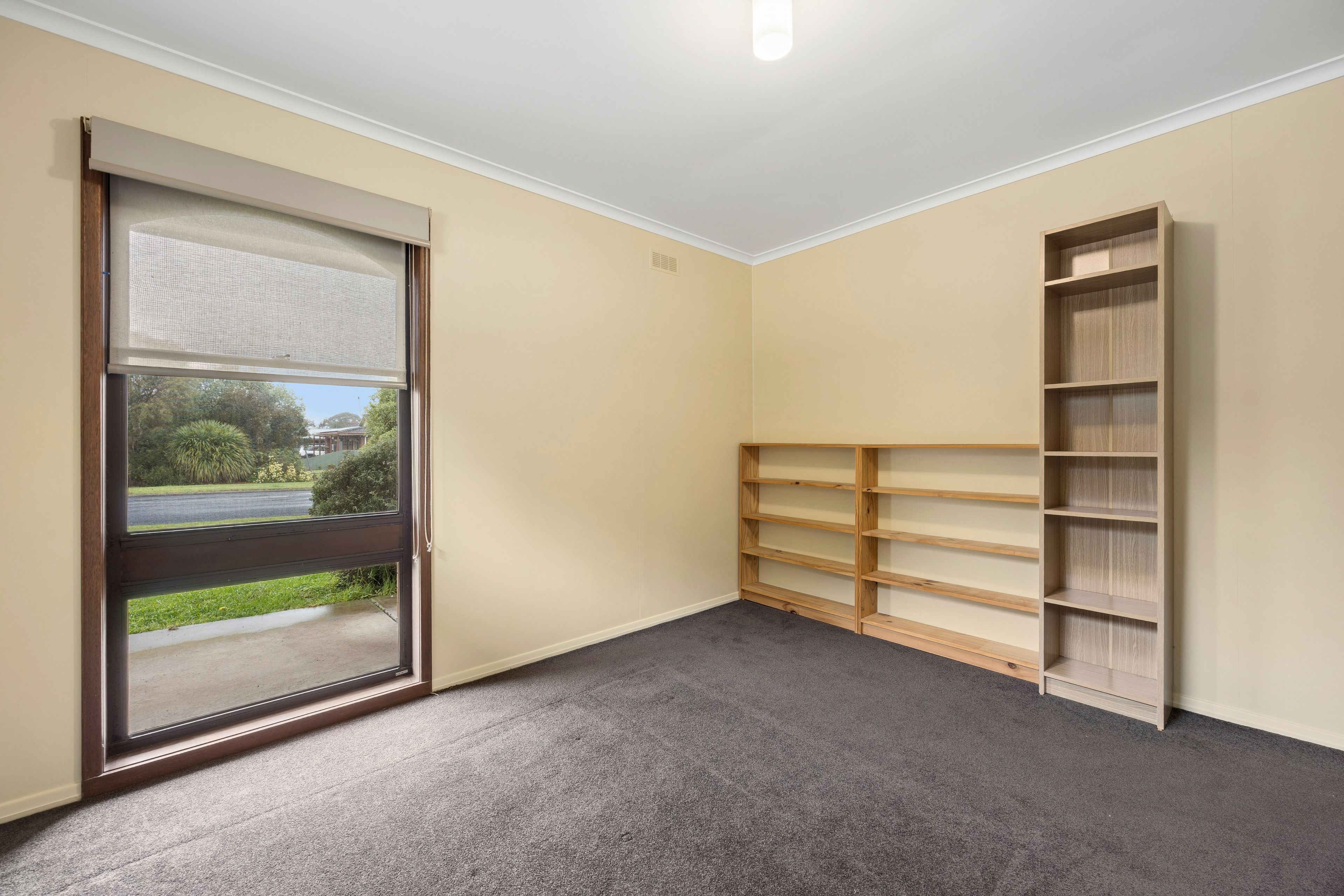 1/11 McKenzie Street — photo 8 of 13