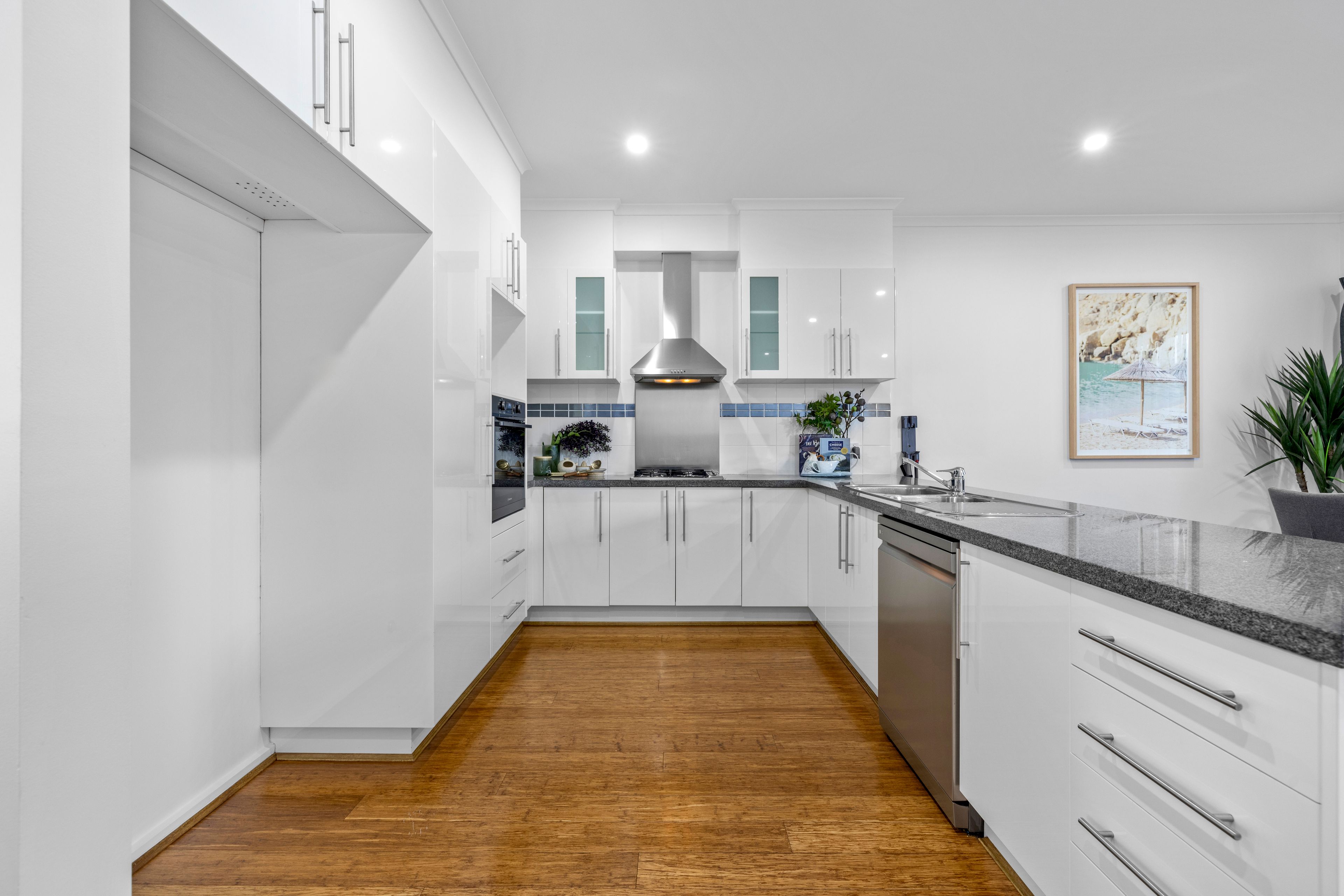 3 Wolstenholme Gardens — photo 5 of 21